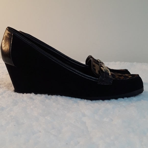 Anne Klein Wedges - Picture 3 of 7